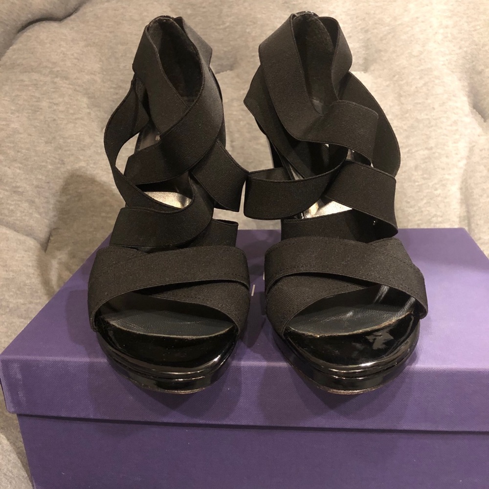 STUART WEITZMAN Crossup Sandal - Picture 5 of 10